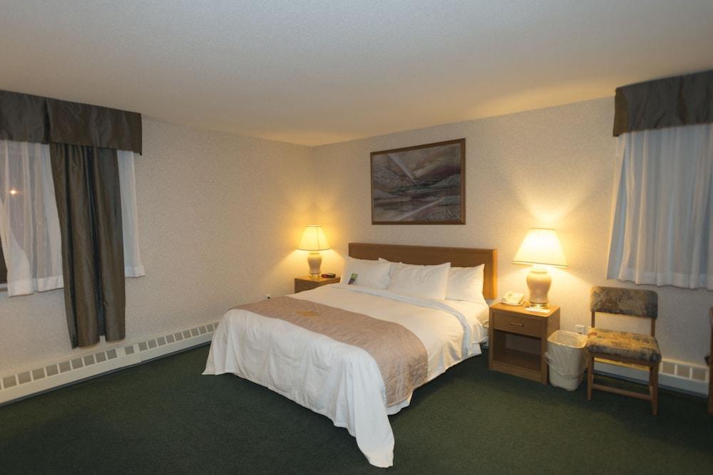 Coast Fort St John Hotel Fort St. John ภายนอก รูปภาพ