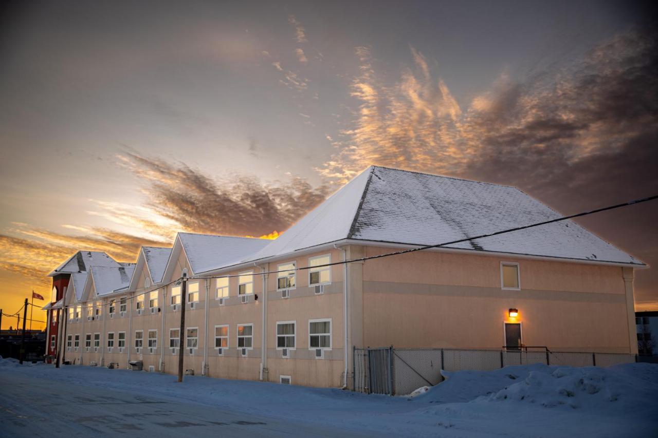 Coast Fort St John Hotel Fort St. John ภายนอก รูปภาพ