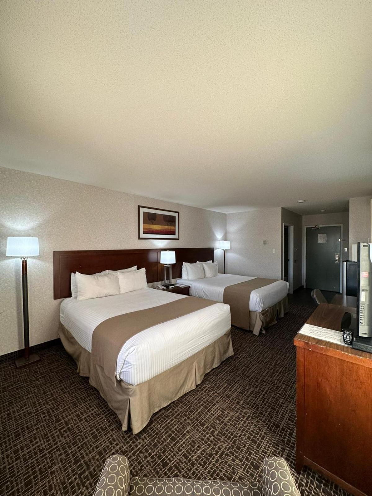 Coast Fort St John Hotel Fort St. John ภายนอก รูปภาพ